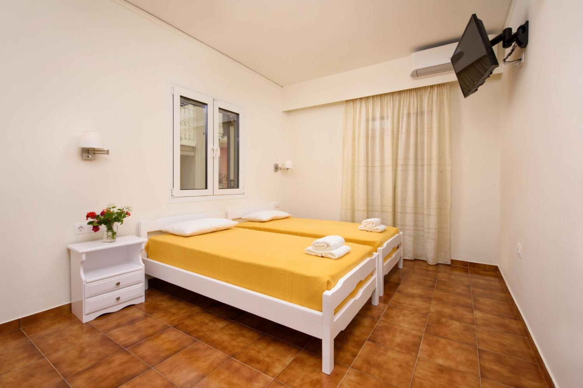 Filoxenia Kirki Aparthotel Benitses (Corfu)